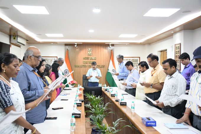 Shri Asit Gopal, AS&FA, Ministry of Textiles Shri Asit Gopal, AS&FA, Ministry of Textiles