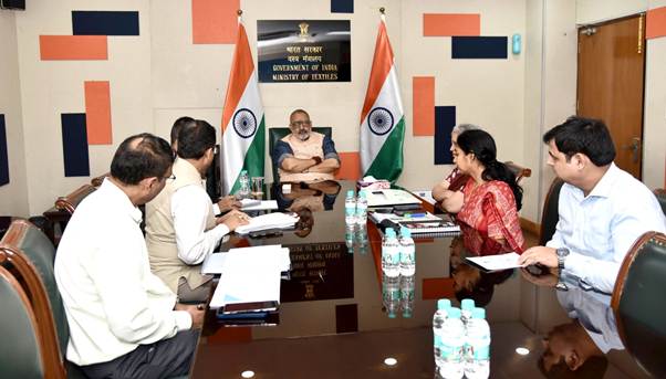 Union Minister of Textiles Shri Giriraj Singh Union Minister of Textiles Shri Giriraj Singh