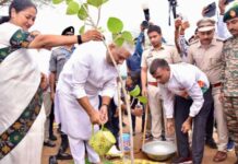 Bhupender Yadav and Delhi CM Rekha Gupta Inaugurate 18 Namo Oxygen Parks in New Delhi Namo Oxygen Parks Delhi