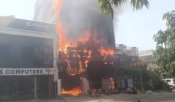 Lucknow coaching centre fire Lucknow coaching centre fire