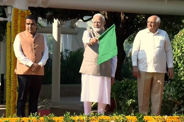 PM Modi tribute to Sardar Patel PM Modi tribute to Sardar Patel